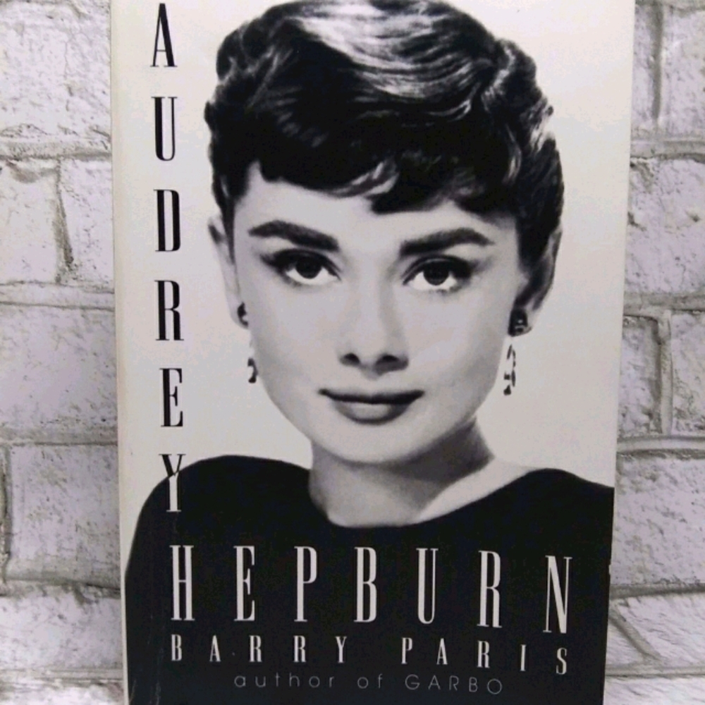 Audrey Hepburn Barry Paris Biography 452 pages